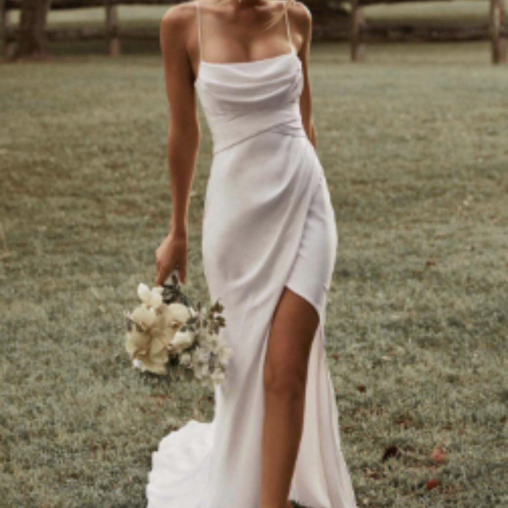 Grace Loves Lace wedding dress 'Bella'